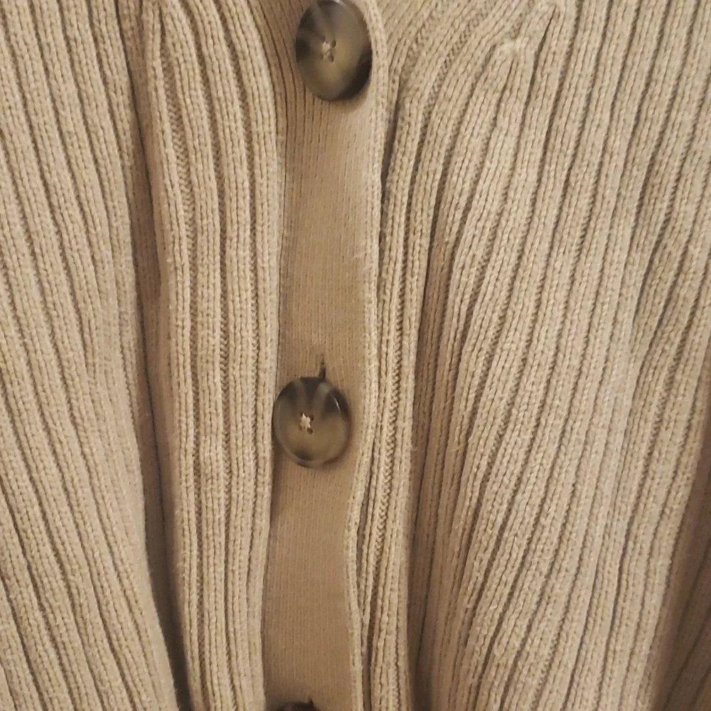 H&M Beige Ribbed Button-Front Cropped Cardigan - Picture 4 of 6